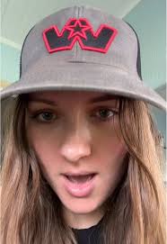 ¿Rowdy se parece más a un Kelpie o a un Labrador?