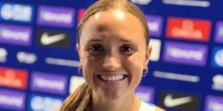 Johnson's American mile record earns her USATF Athlete of the Week honors