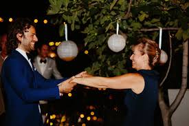 Mama, mama you know i love you (you know i love you) rock n' roll mother son dance songs. 20 Awesome Mother Son Wedding Dance Songs