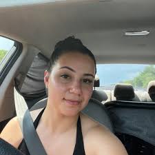 What are good happy hour places in Norfolk for a bachelorette party?