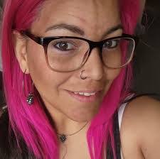 Kimberly Mooneyham's Instagram, Twitter & Facebook