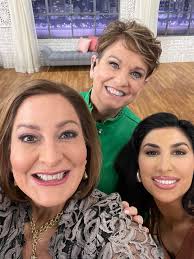 First Laura Geller hug in three years!! Worth the wait!!!!! 🤗