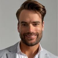 Ryan Benbow's Instagram, Twitter & Facebook