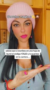 Que Significa Una Hoja De Laurel Amarrada Con Hilo Rojo En El Celular