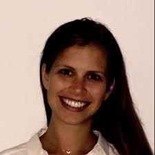 Amanda Spinelli's Instagram, Twitter & Facebook