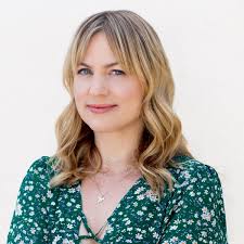 Vicky Jones's Instagram, Twitter & Facebook