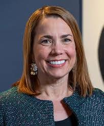 Heather Munch's Instagram, Twitter & Facebook