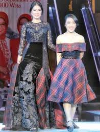 Melirik keunikan sarung tenun samarinda, kearifan lokal yang mendunia. Sarung Samarinda Budaya Indonesia