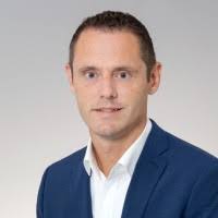 300+ profilů „Handt“