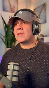 Es una enorme bendición poder compartir con otros adoradores creativos.  Tuve el privilegio de compartir con Chris Callejas, un adorador del área de  Maryland que ha dejado un legado en su ciudad.