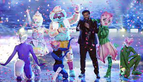 Rubber chicken performs 'mambo no. The Masked Dancer Season 1 Finale Recap Who Won Diamond Mask Goldderby