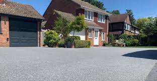 Resin Bound Driveway Company in Reading - 10 Year Guarantee