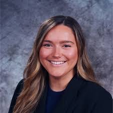 Riley Malone's Instagram, Twitter & Facebook