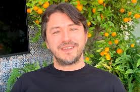 Люблю так, що на очі не бачу! Sergij Pritula Podilivsya Spiskom Ulyublenih Filmiv Dlya Karantinu Rbk Ukrayina