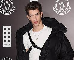 Manu Rios 15 Facts About The Elite Actor You Need To Know Popbuzz