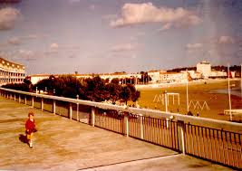 Le Balcon Front De Mer De Royan 1968 Royan Front De Mer Souvenirs De Voyage