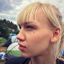 The teardrop tattoo , often under the right eye, may also signal sad sentiments more generally. Teardrop Tattoo Women Best Tattoo Ideas