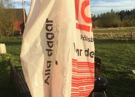 It is the only retail store allowed to sell alcoholic beverages that contain more than 3.5% alcohol by volume. Sydnarkenytt