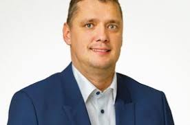 Industry Views Business Operations (EN)