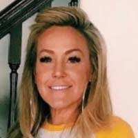 Jacqueline Nielsen's Instagram, Twitter & Facebook