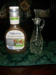 Best Homemade Olive Oil And Vinegar Vinaigrette Salad Dressing Recipe Vinaigrette Salad Dressing Vinaigrette Dressing Recipe Vinegar Salad Dressing