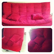 للبيع جلسة ل 5 اشخاص لون احمر بحالة ممتازة اتصل بنا لمعرفة سعرك Furniture Home Decor Couch