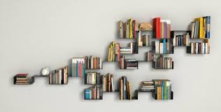 Atau anda ingin sebuah rak buku yang baru untuk menggantikan rak buku anda yang lama? Yuk Intip 54 Desain Rak Buku Unik Dari Seluruh Dunia