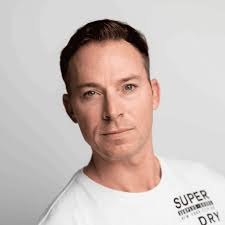 Person Type: Artists