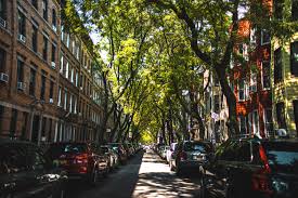 Settled in the 17th century and incorporated as its own town. Greenpoint Brooklyn Neighborhood Guide