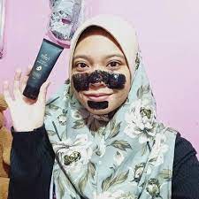 Antara khasiat buah tomato ialah baik untuk kesihatan mata, menghilangkan bintik hitam (blackheads) dan juga menghilangkan jerawat. Cara Hilangkan Bintik Hitam Di Muka Home Facebook