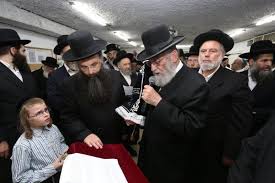 הוכנס ספר תורה לזק"א ת"א שמיועד למשפחות אבלות - אתר לדעת