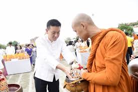 ปลุกความใคร่ไปกับการเวียนเทียนที่เร่าร้อน ไม่ซ้ำควย