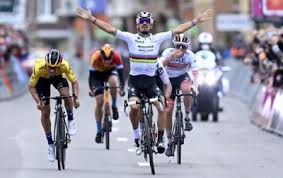 De race gaat over een totale afstand van maar liefst 260 kilometer, ga er maar aan staan. Primoz Roglic De Snelste In Luik Bastenaken Luik De Standaard Mobile
