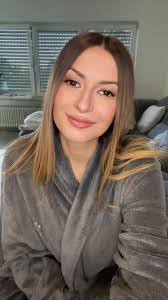 Taylor Grace's Instagram, Twitter & Facebook