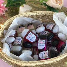 Meant To Bee Wedding Favor Tags Bridal Shower Favor Tags Etsy In 2021 Bridal Shower Favors Diy Bridal Shower Favors Wedding Shower Favors