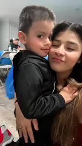 Daisy Ochoa's Instagram, Twitter & Facebook