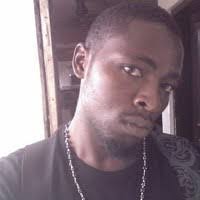 Safa Mukadam's Instagram, Twitter & Facebook