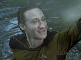 When TFP started airing, I was struck by (to me at least) Starscream's  resemblance to Roodaka.