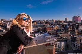 The population was 14,200 at the 2000 census. Tipps Fur Diesen Sommer In Glasgow Visitbritain