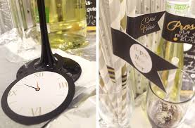 Unser silvester countdown 2016 zählt die sekunden runter bis um 0:00 uhr des neuen jahres 2016. Kostenlose Silvester Printables Fur Eine Stylishe Partydeko Und Ein Happy New Year Pink Dots Partystore Deko Blog