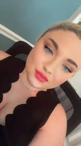 Hillary Cagle (@hillary.cagle2)