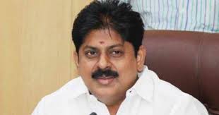 Bhushan kadu has performed roles in marathi movies such as, 'mast challay aamcha', 'majhi manase' and 'batti gul powerful'. Waj8bazufzflnm
