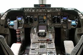 Boeing 787 dreamliner cockpit and cabin tour dubai airshow. Advanced Flight Deck On New Boeing 747 8 Intercontinental Flight Deck Helicopter Cockpit Boeing 747