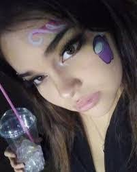 Evangeline Kaufman's Instagram, Twitter & Facebook