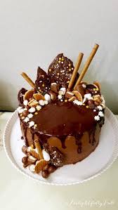 Super Easy Diy Crazy Chocolate Cake Easy Cake Decorating Cake Chocolate Cake Decoration