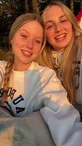 Marlo Hunt's Instagram, Twitter & Facebook