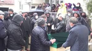 Soma haber sayfamızda soma haberleri okuyabilir, soma son dakika haberleri ve güncel soma gelişmelerini görebilirsiniz. Izmir Soma Da Trafik Kazasinda Olen 4 Maden Iscisi Son Yolculuklarina Ugurlandi Son Dakika