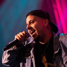 Cruz Cafuné: albums, nummers, afspeellijsten