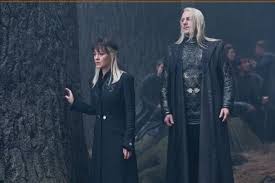 The talented british actress, who starred as peaky blinders matriarch aunt polly and as clair dowar in the 2012 james bond film. 48 Helen Mccrory Ideen In 2021 Harry Potter Film Jason Isaacs Harry Potter Kostum