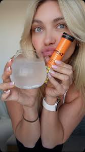drinkhyro is my absolute go to drink to keep my body fuelled and hydrated  in the heat (or just all year round)
